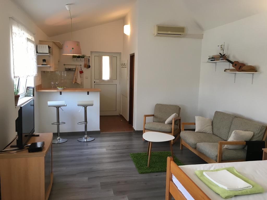Apartments Tatjana Pag Εξωτερικό φωτογραφία