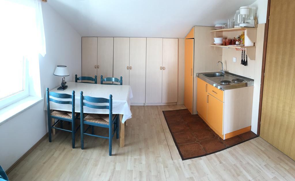 Apartments Tatjana Pag Εξωτερικό φωτογραφία