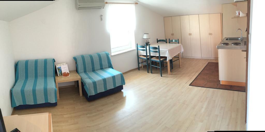 Apartments Tatjana Pag Εξωτερικό φωτογραφία