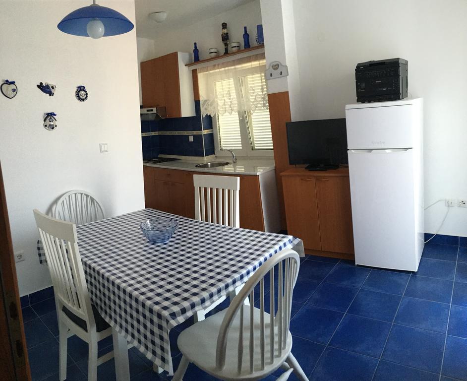 Apartments Tatjana Pag Εξωτερικό φωτογραφία